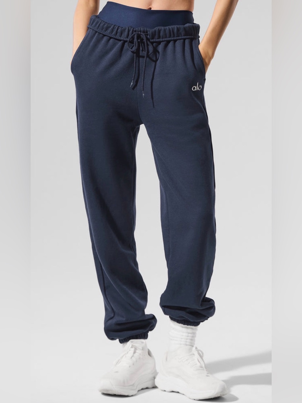 Alo | Accolade Sweatpants | Navy
